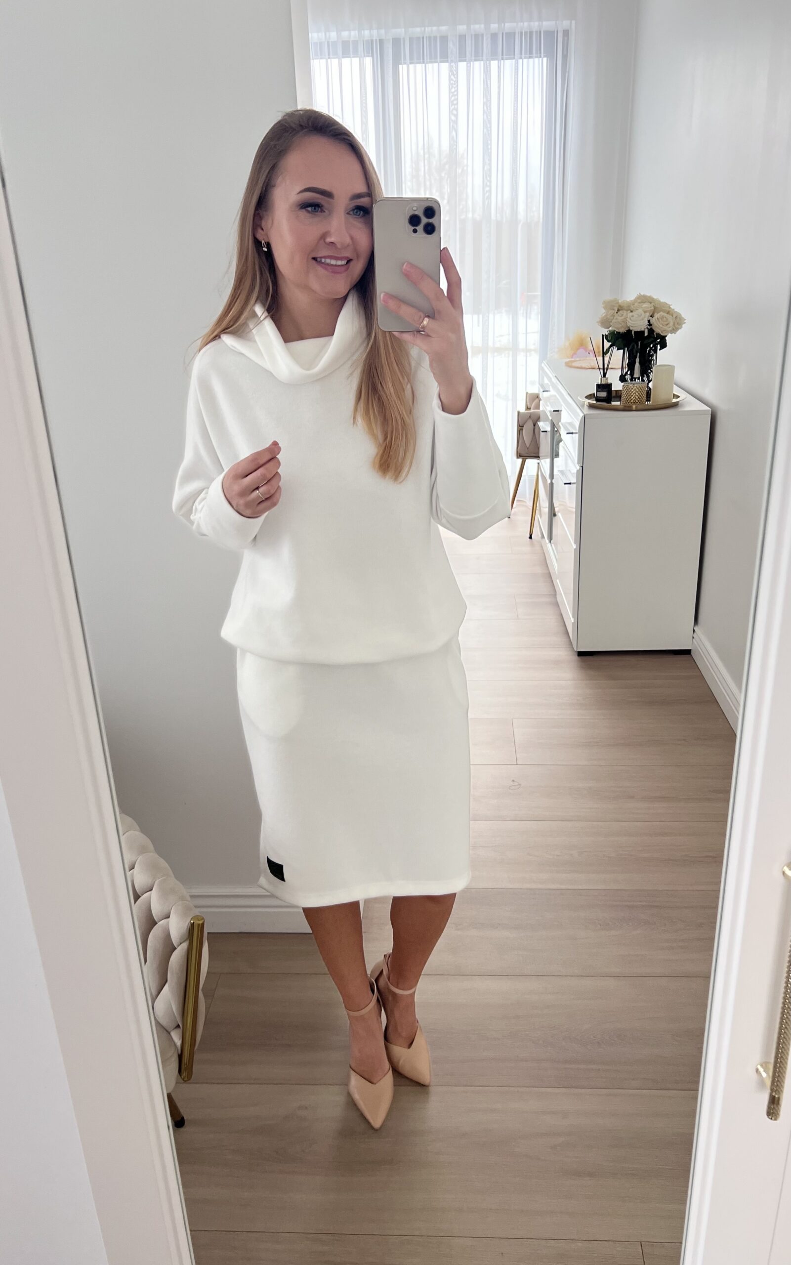 laisvalaikio-kostiumai-moterims-dideliu-dydziu