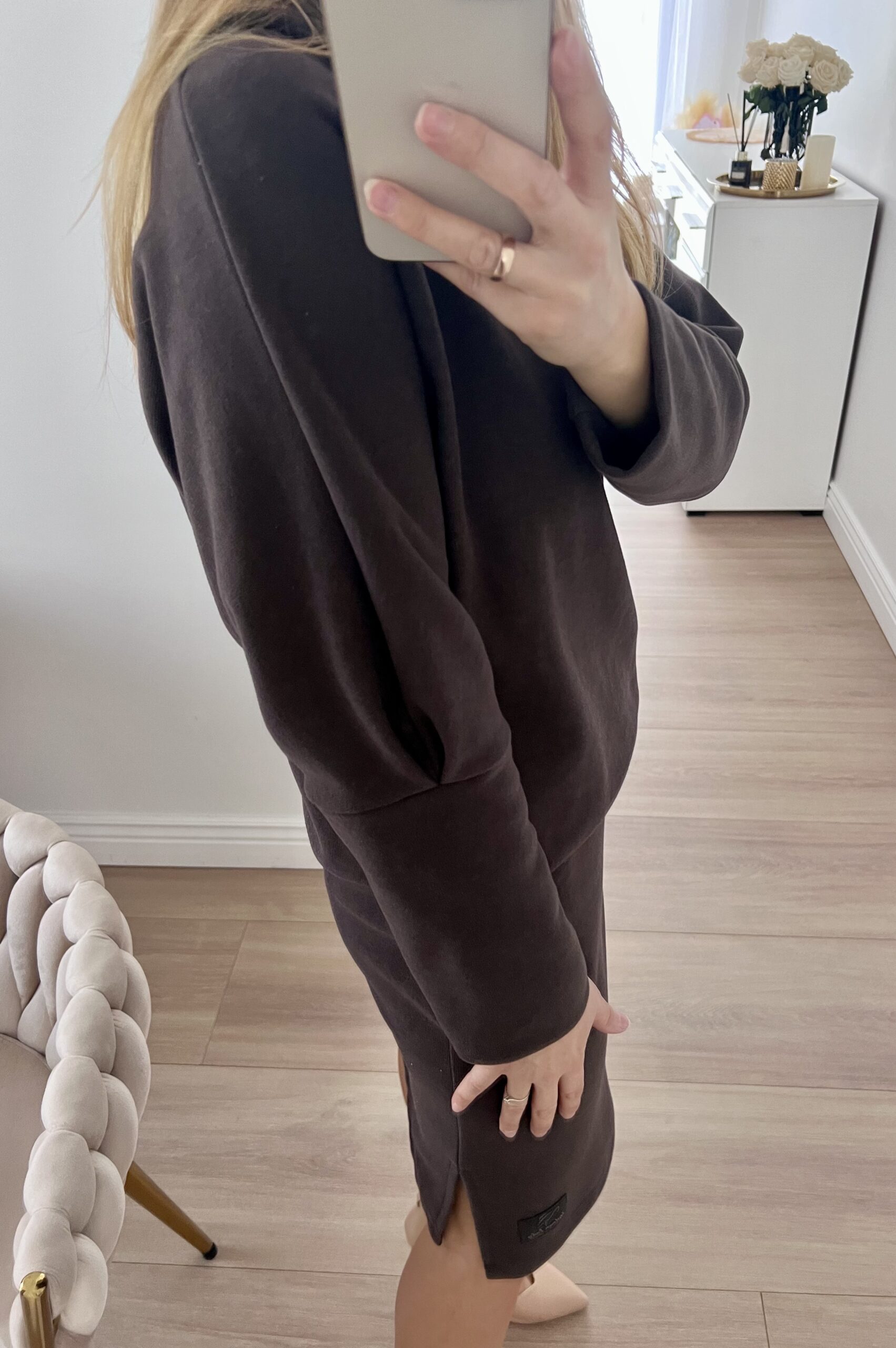 stilingi-drabuziai-moterims